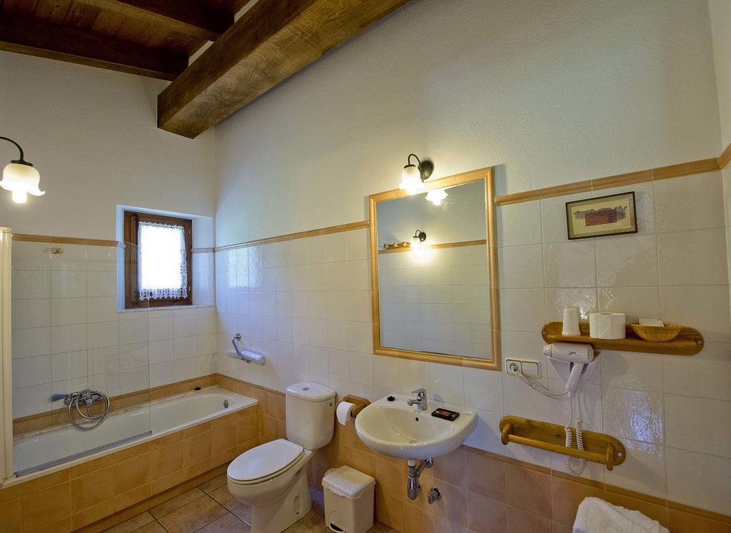 Mas El Ferres Guest House Joanetes ภายนอก รูปภาพ